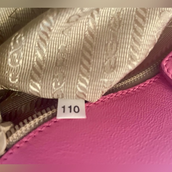 🎀PRADA Rare Limited Edition Color tote with bow, #20 of only 300, pink - Picture 16 of 17